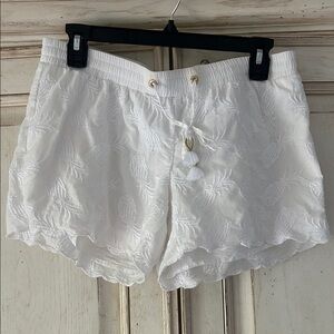 Lilly Pulitzer White Embroidered Pineapple Women's Shorts